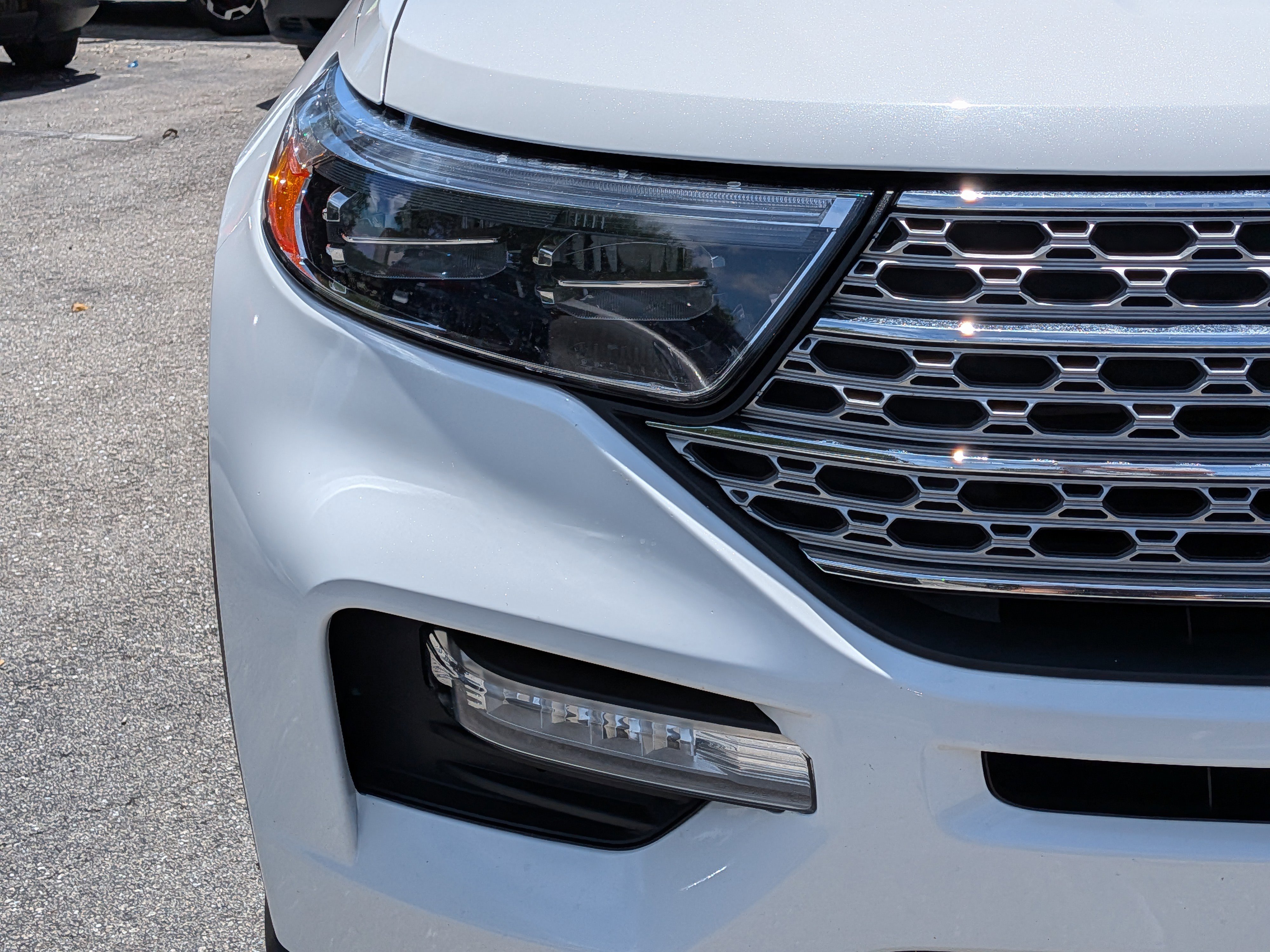 Used 2020 Ford Explorer Limited w/ Class III Trailer Tow Package image 10