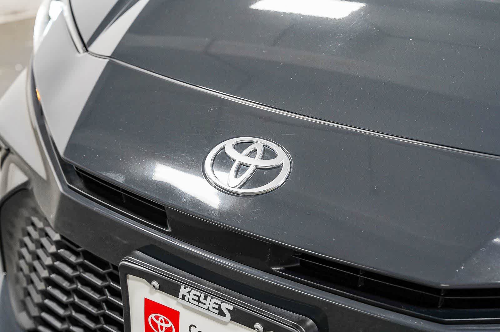Certified 2025 Toyota Camry SE w/ Convenience Package AWD/4WD image 8