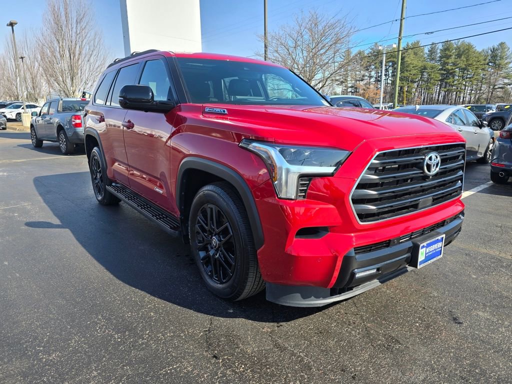 Used 2025 Toyota Sequoia Limited image 10