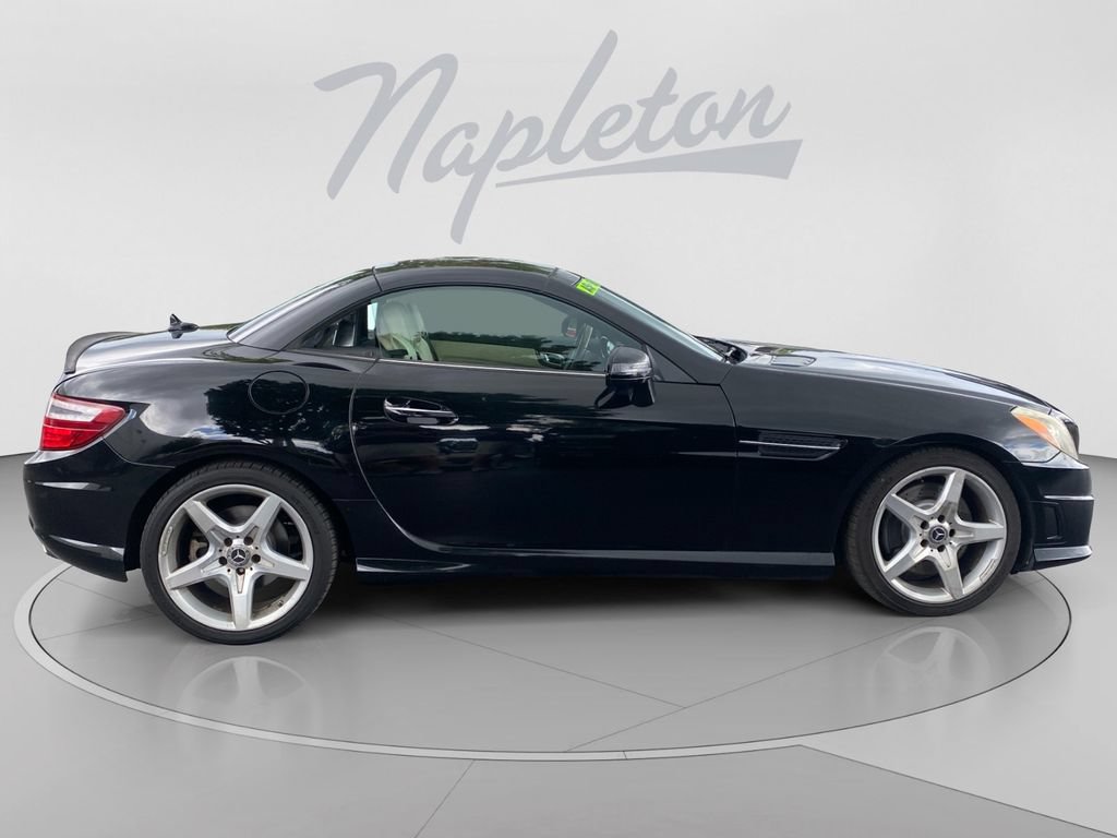 Used 2013 Mercedes-Benz SLK 350 image 7