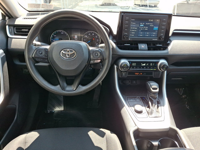 Used 2021 Toyota RAV4 LE AWD/4WD image 11