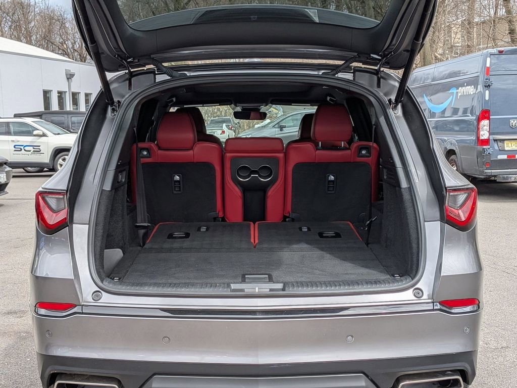Used 2023 Acura MDX A-Spec image 5