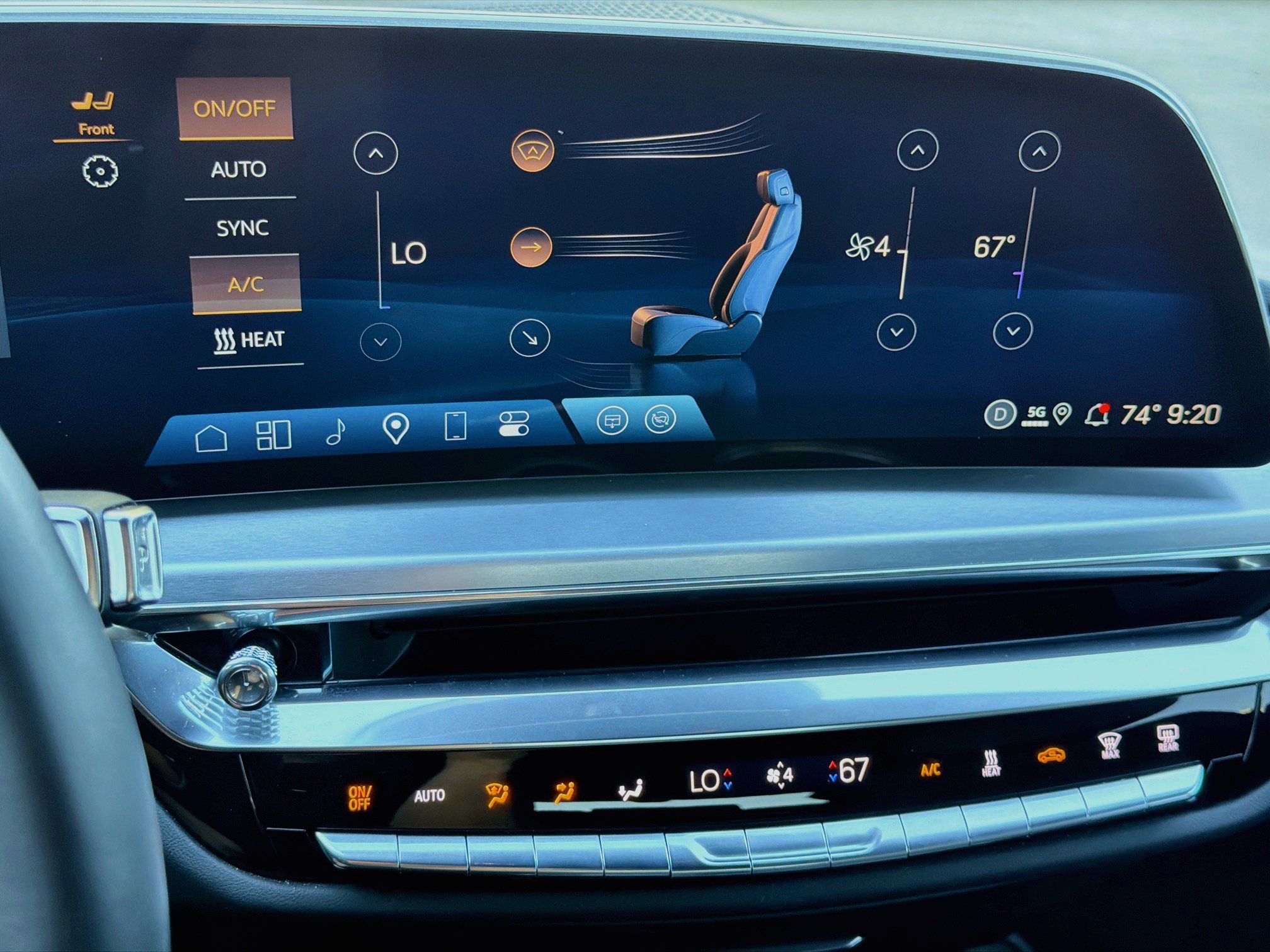 Certified 2024 Cadillac Lyriq Sport RWD image 16