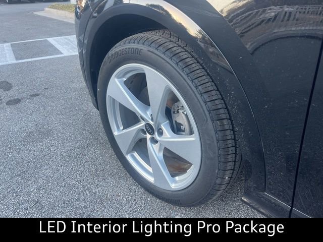 New 2025 Audi Q5 Prestige image 5