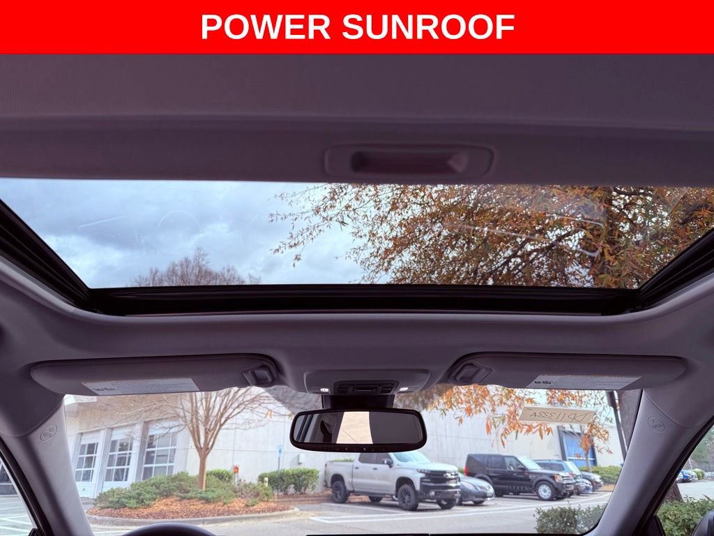 Used 2024 Toyota Camry XLE image 6