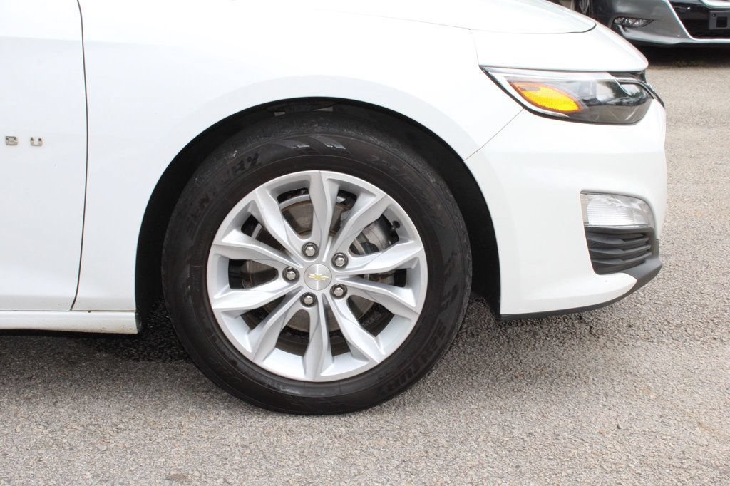 Used 2021 Chevrolet Malibu LT FWD image 33
