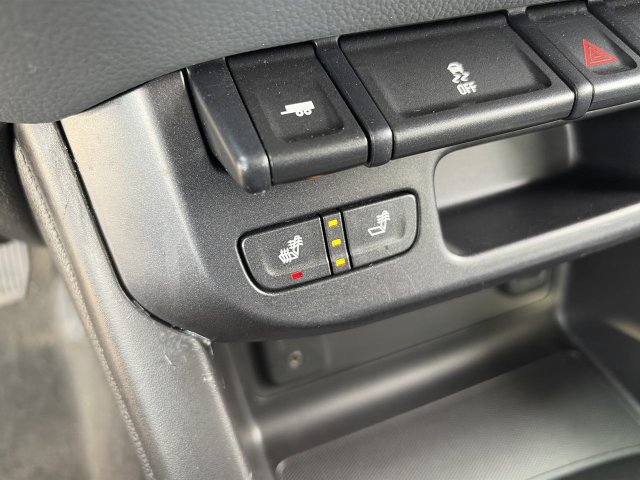 Used 2015 Chevrolet Colorado Z71 AWD/4WD image 33