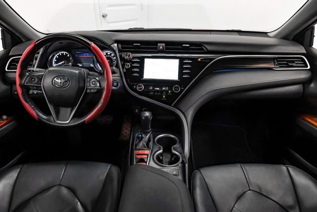 Used 2018 Toyota Camry XLE FWD image 15