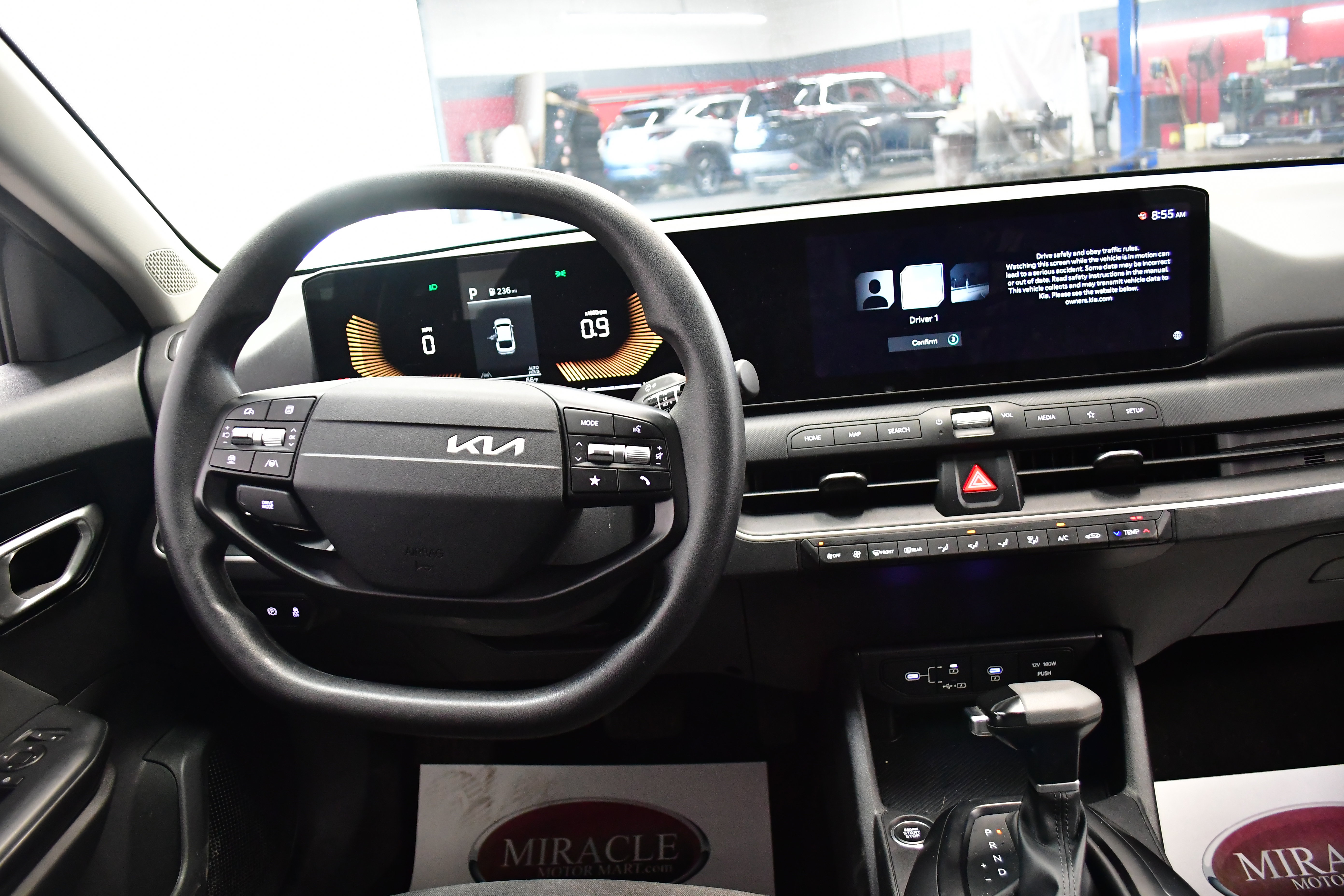 Used 2025 Kia K4 FWD image 8