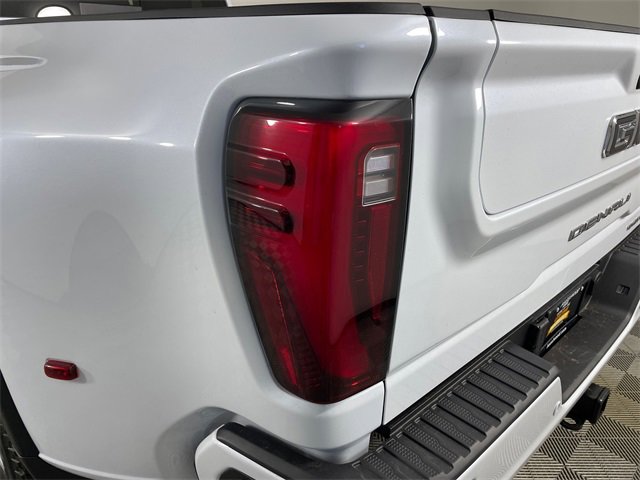 New 2026 GMC Sierra 3500 Denali Ultimate image 9