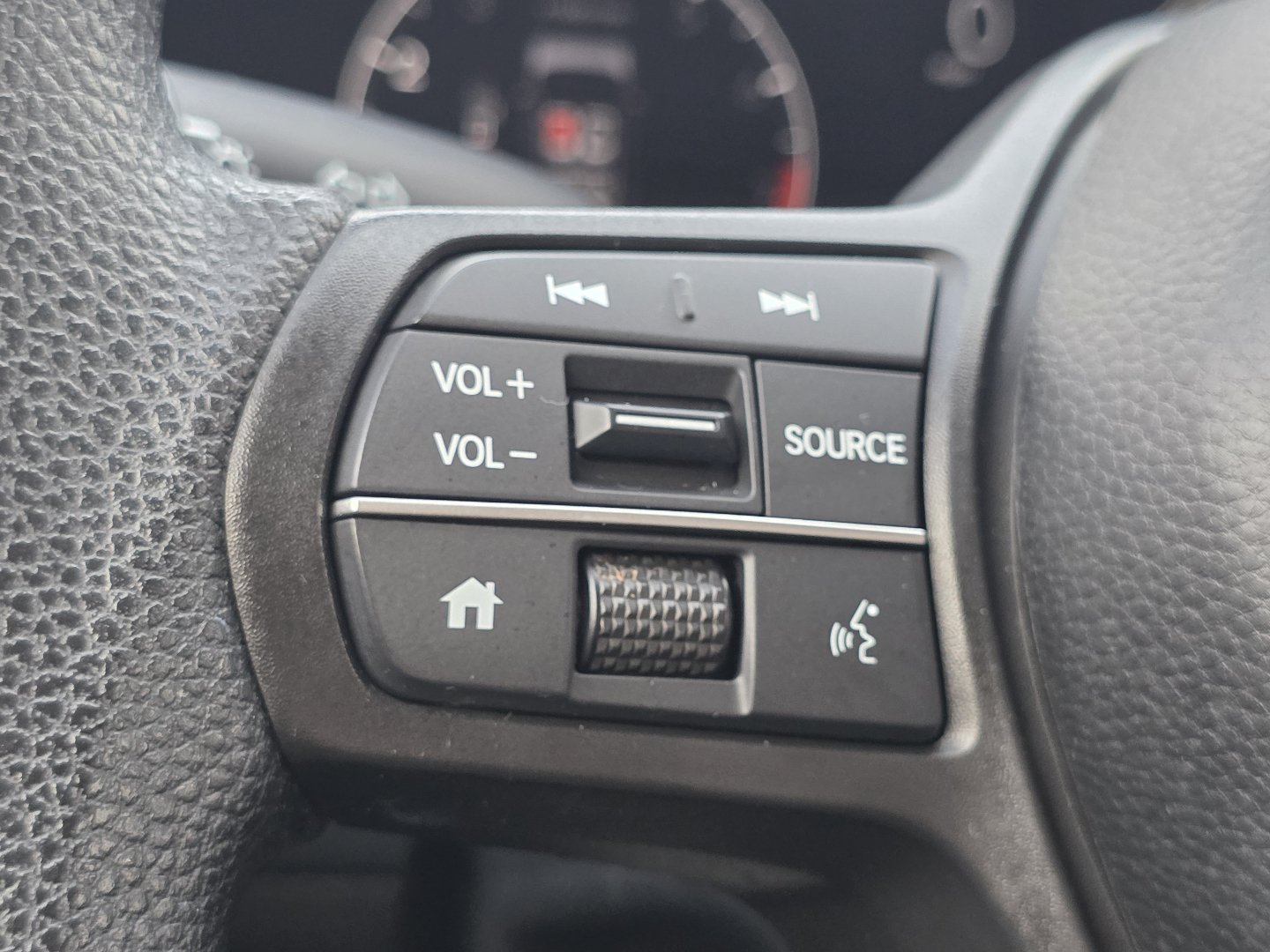 Certified 2024 Honda HR-V LX image 30
