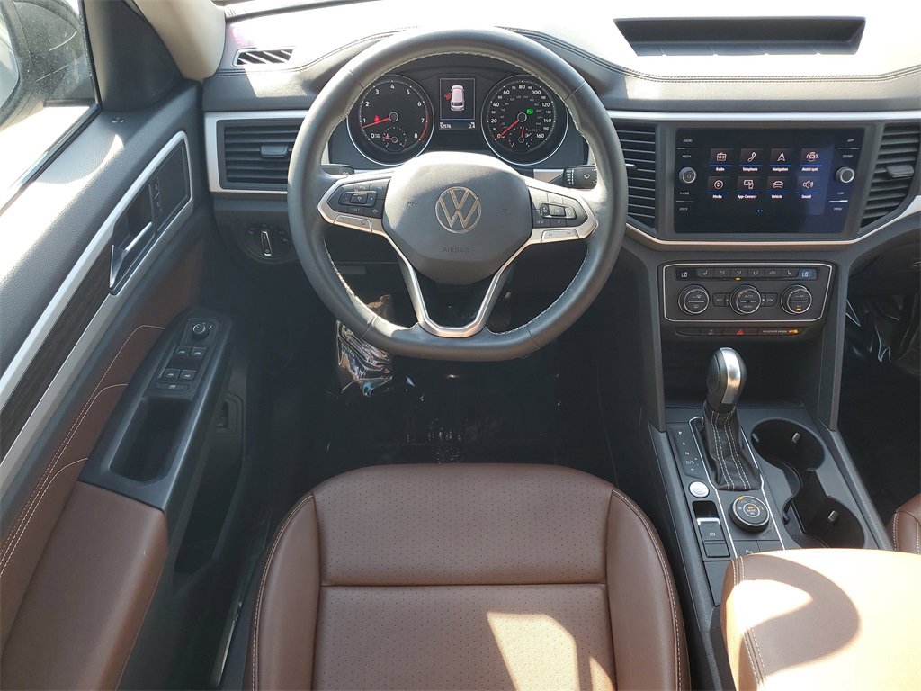 Used 2021 Volkswagen Atlas SE w/ Towing Package image 17