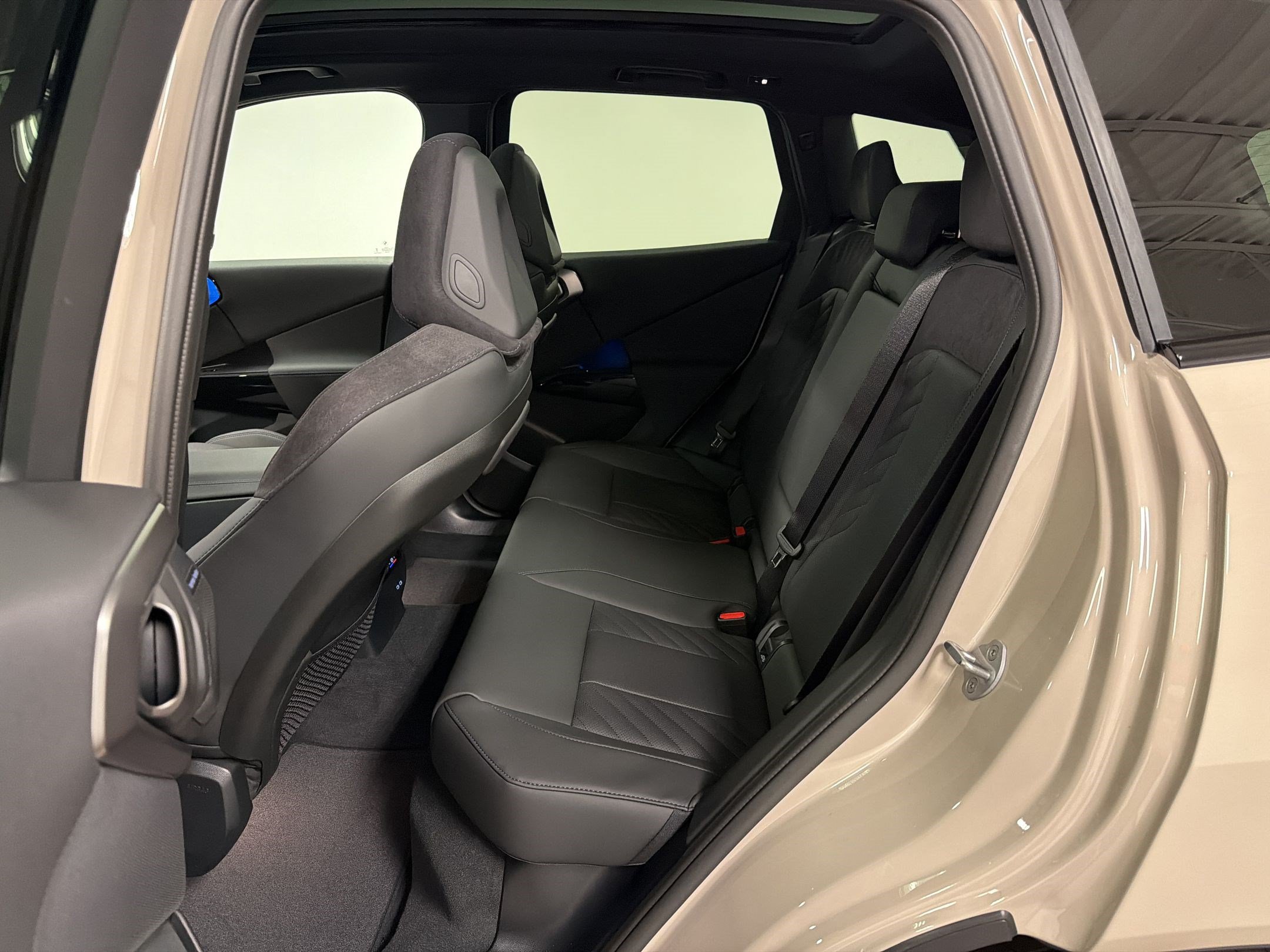 New 2026 BMW X3 xDrive30i w/ Premium Package AWD/4WD image 23