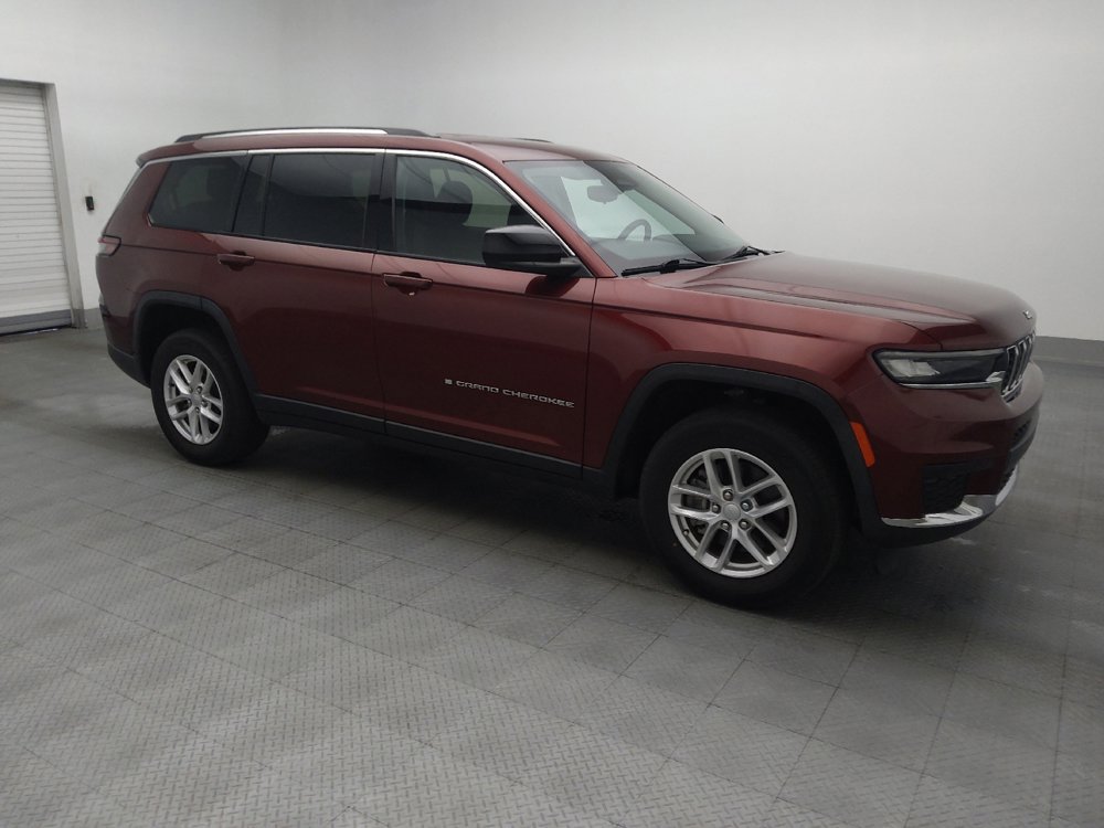 Used 2023 Jeep Grand Cherokee L Laredo RWD image 11