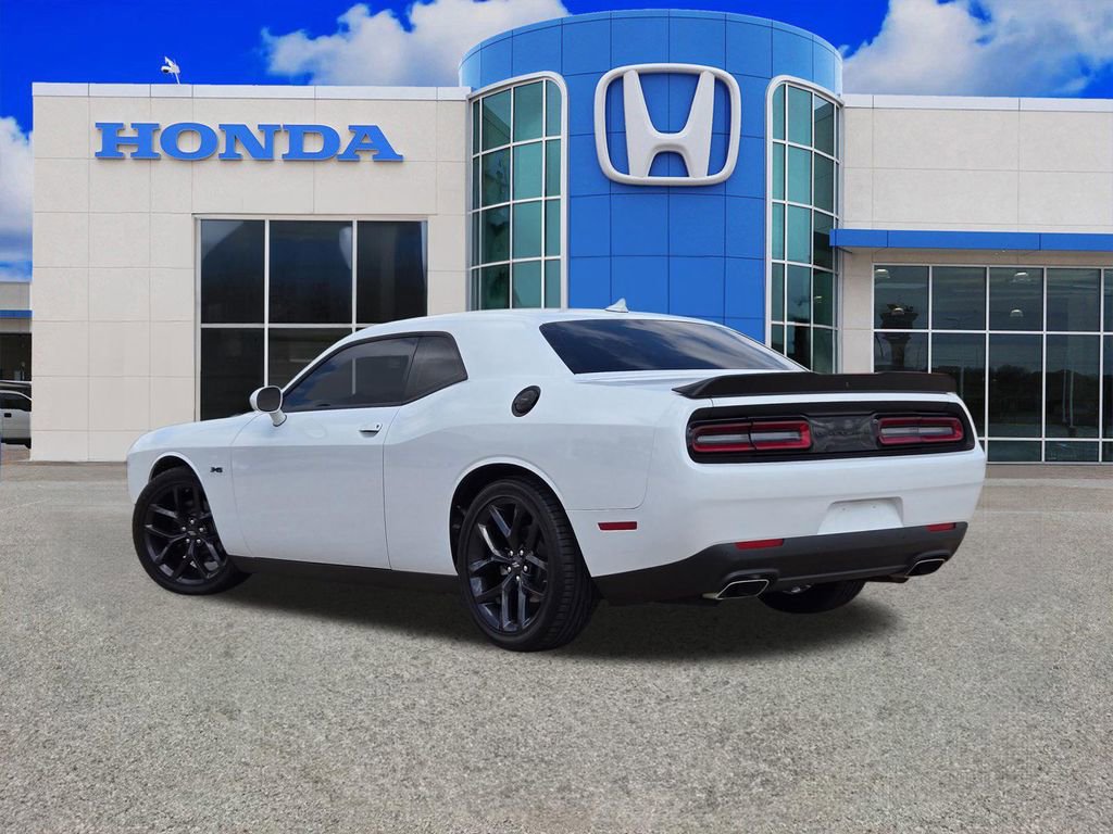 Used 2023 Dodge Challenger R/T w/ Blacktop Package image 5