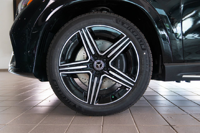 New 2026 Mercedes-Benz GLE 450 4MATIC image 9