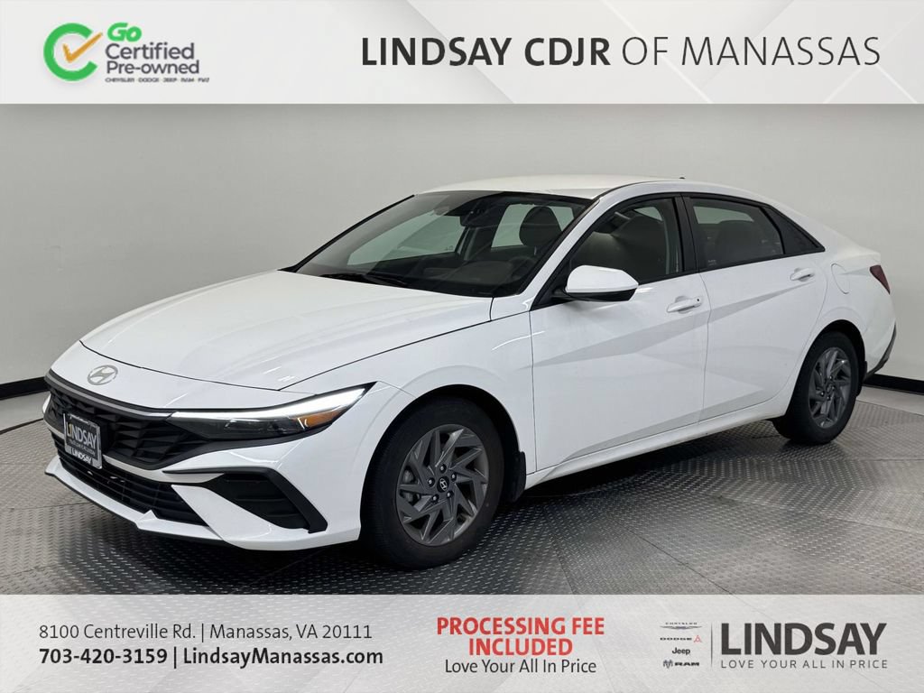 Used 2024 Hyundai Elantra SEL FWD image 4