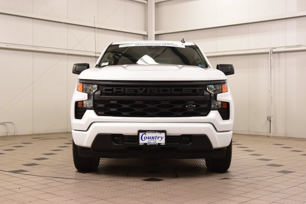 Used 2024 Chevrolet Silverado 1500 Custom AWD/4WD image 2