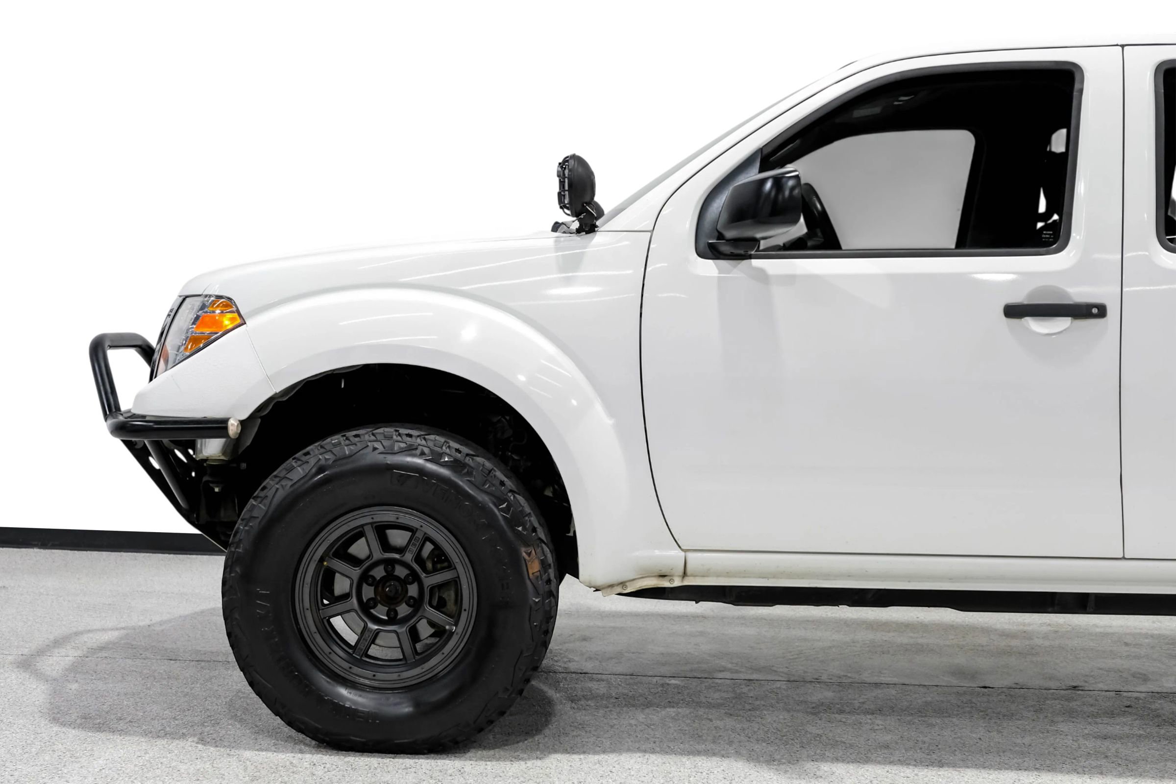 Used 2016 Nissan Frontier SV w/ SV Value Truck Package image 9