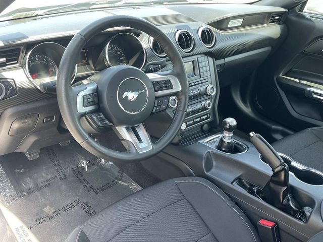Used 2016 Ford Mustang Coupe RWD image 6