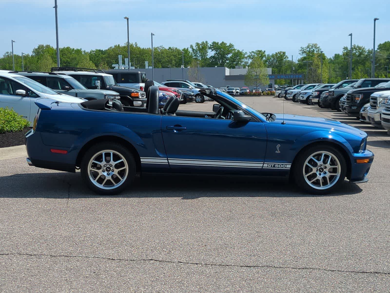 Used 2007 Ford Mustang Shelby GT500 RWD image 9