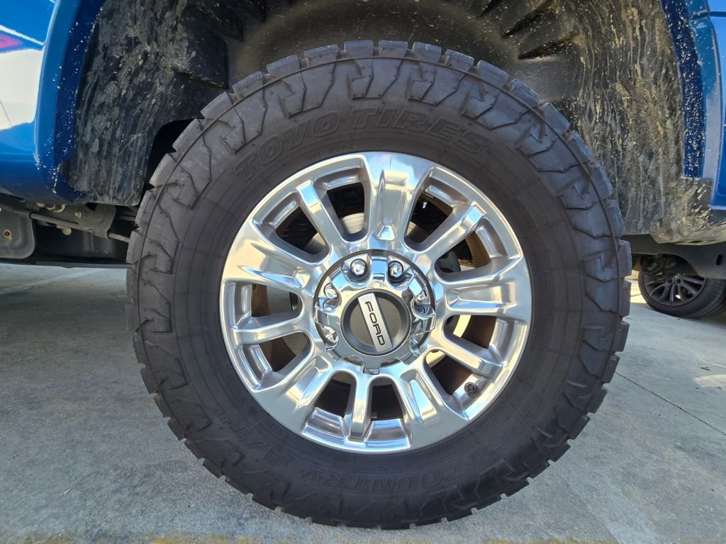 Used 2022 Ford F250 Limited image 28