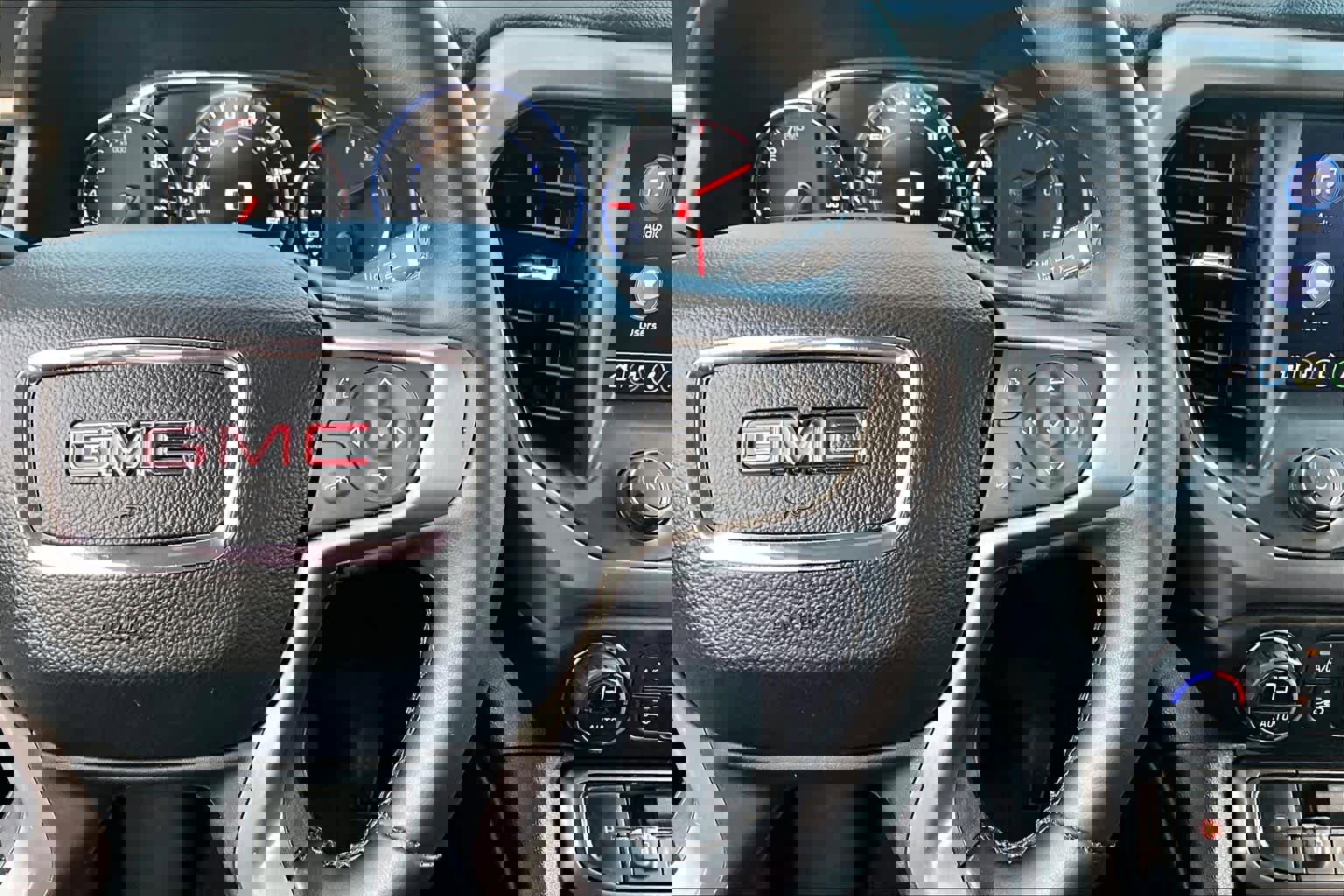 Used 2023 GMC Acadia AT4 w/ Technology Package image 25