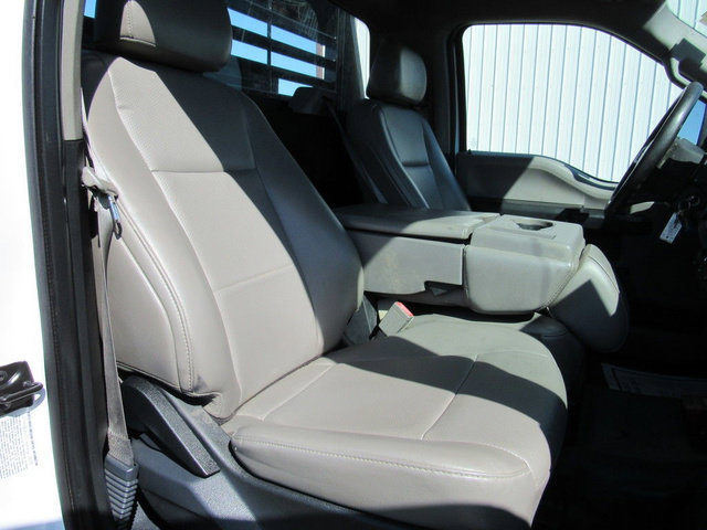 Used 2018 Ford F550 2WD Regular Cab Super Duty image 14