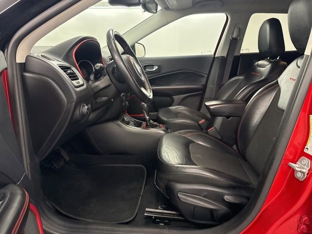 Used 2019 Jeep Compass Trailhawk image 23