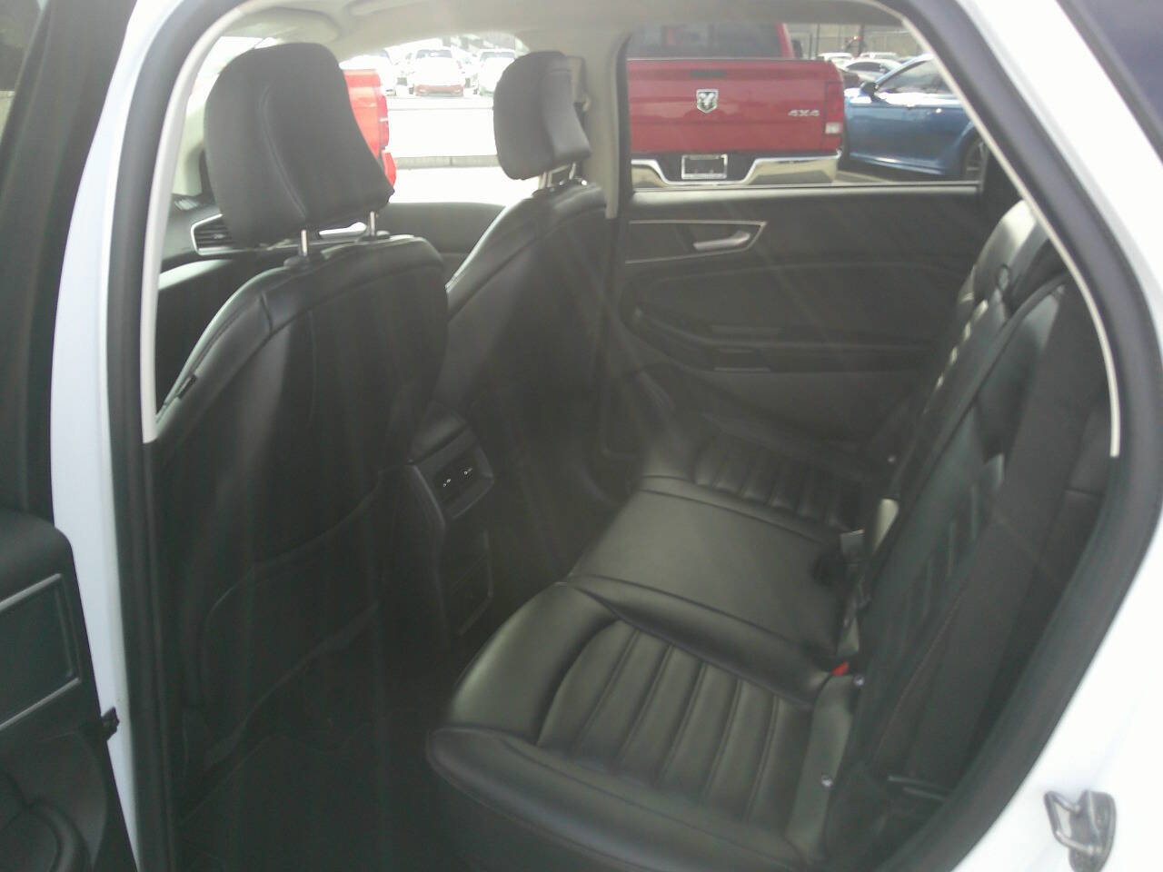 Used 2024 Ford Edge SEL image 16