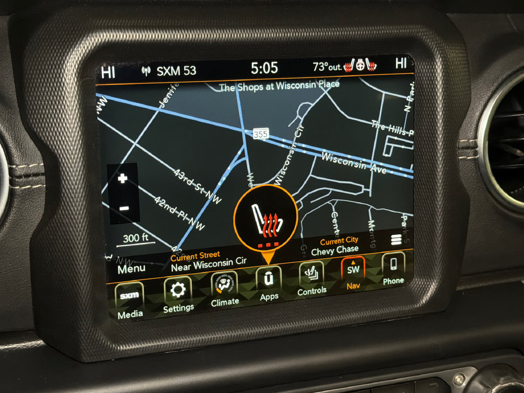 Used 2023 Jeep Wrangler Unlimited Sahara w/ Cold Weather Group AWD/4WD image 29