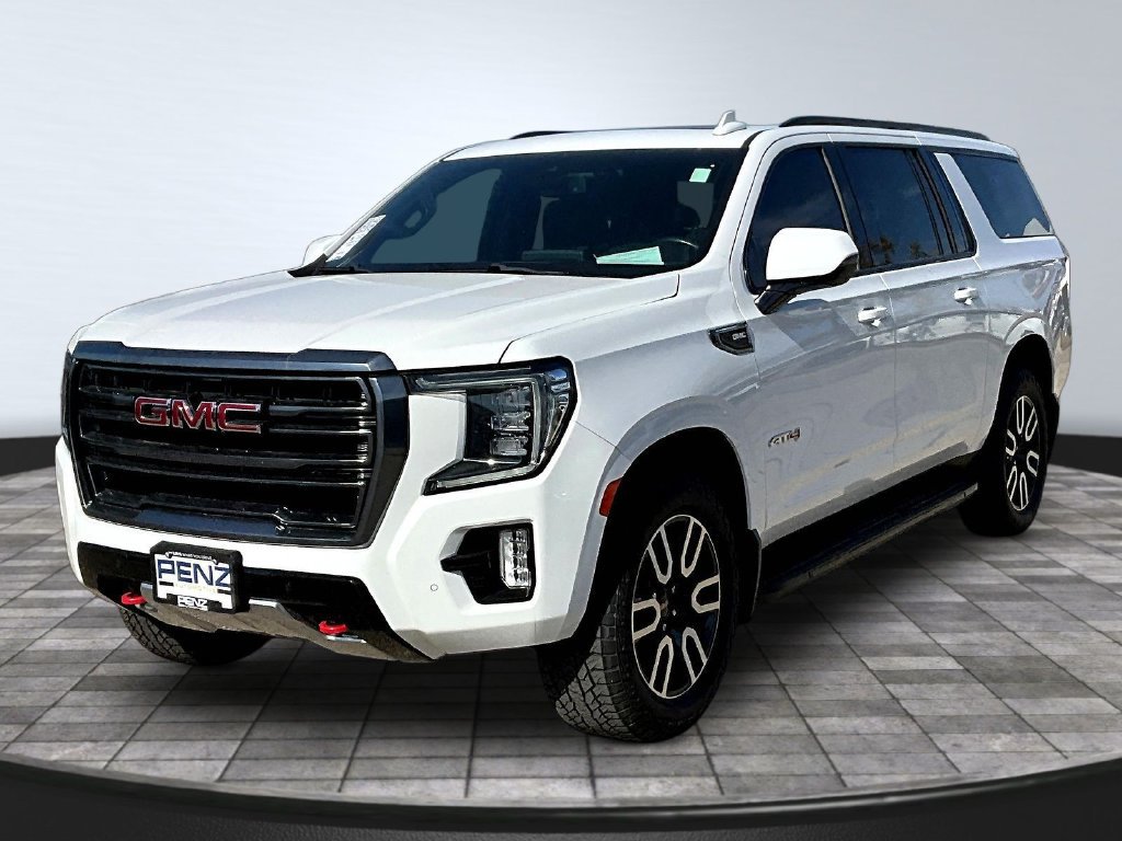 Used 2022 GMC Yukon XL AT4 AWD/4WD image 1