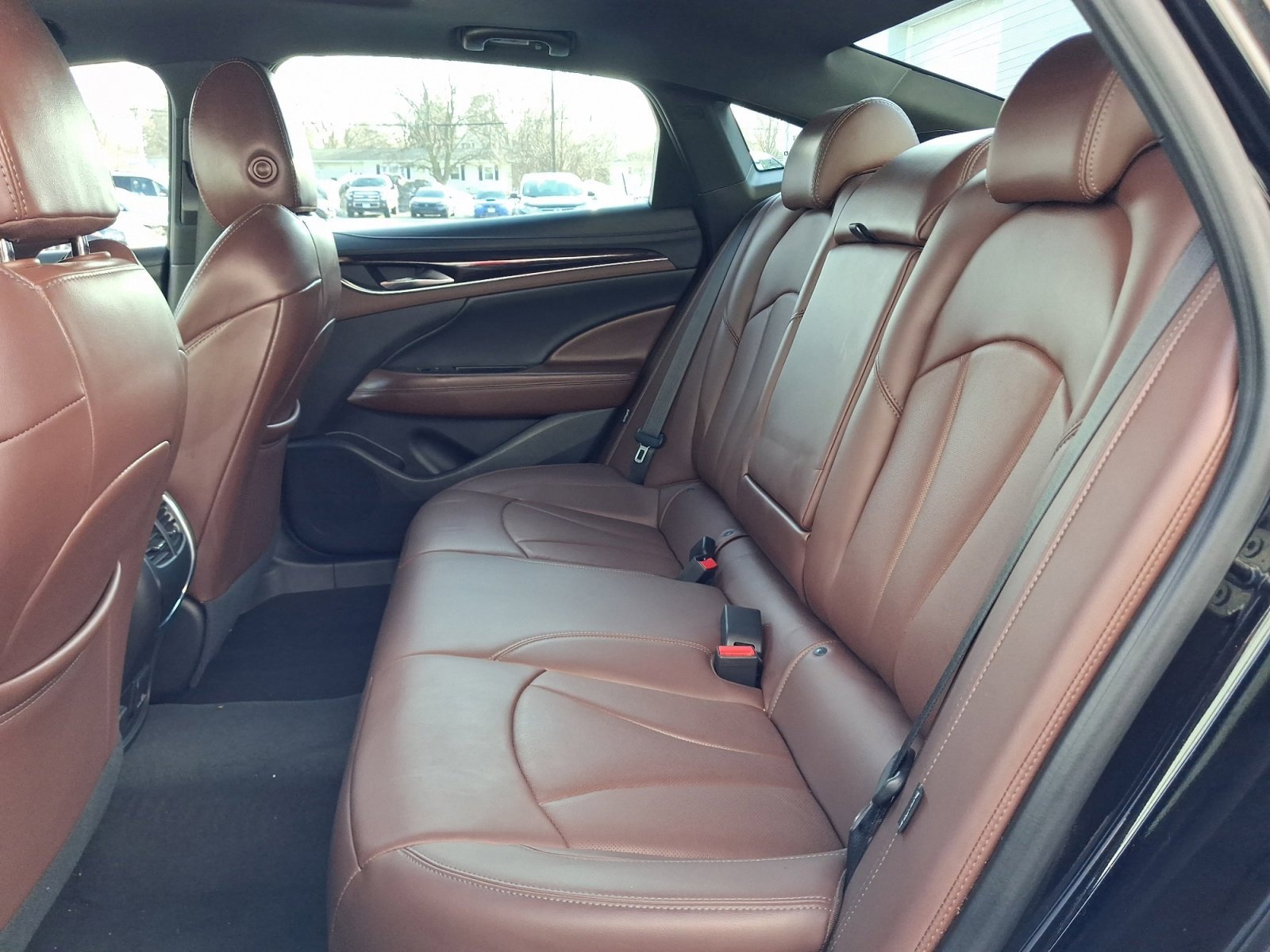 Used 2019 Buick LaCrosse Avenir w/ Driver Confidence Package II AWD/4WD image 18