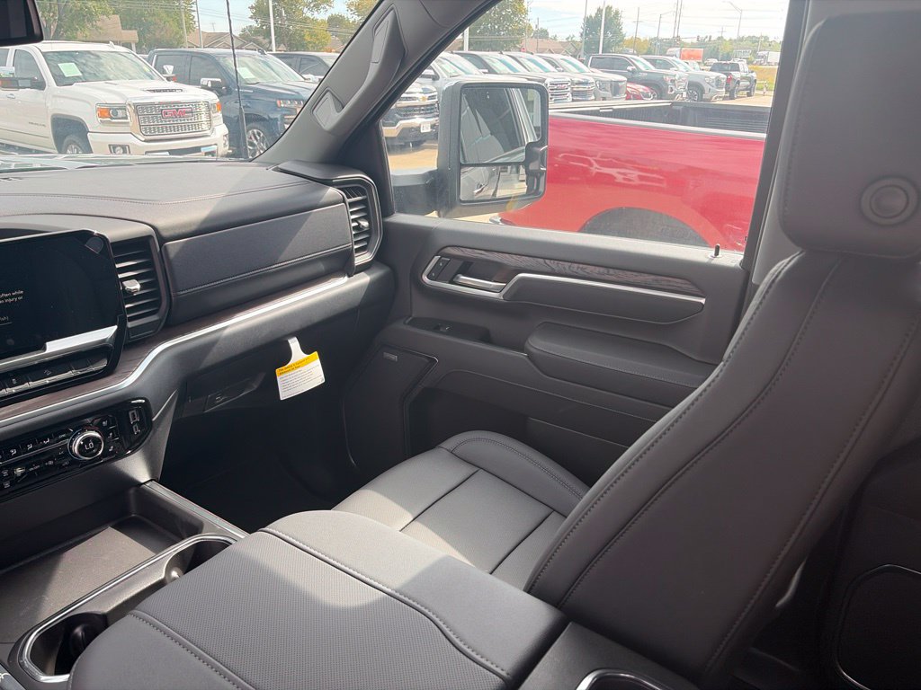 New 2026 GMC Sierra 2500 SLT w/ SLT Premium Package AWD/4WD image 26