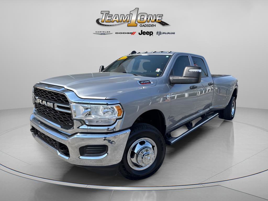 Used 2024 RAM 3500 Tradesman w/ Chrome Appearance Group AWD/4WD image 5