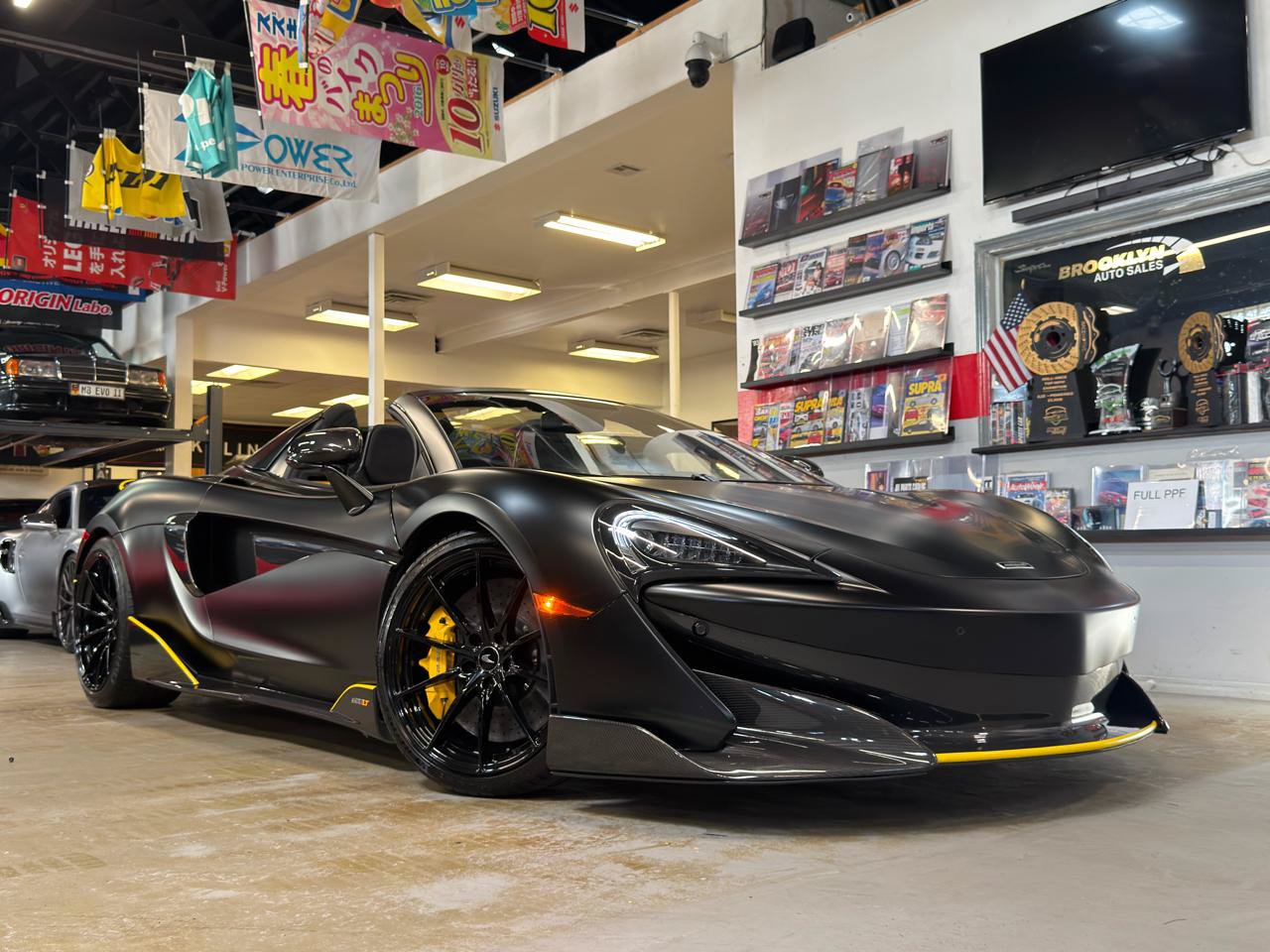 Used 2020 McLaren 600LT Spider RWD video 1