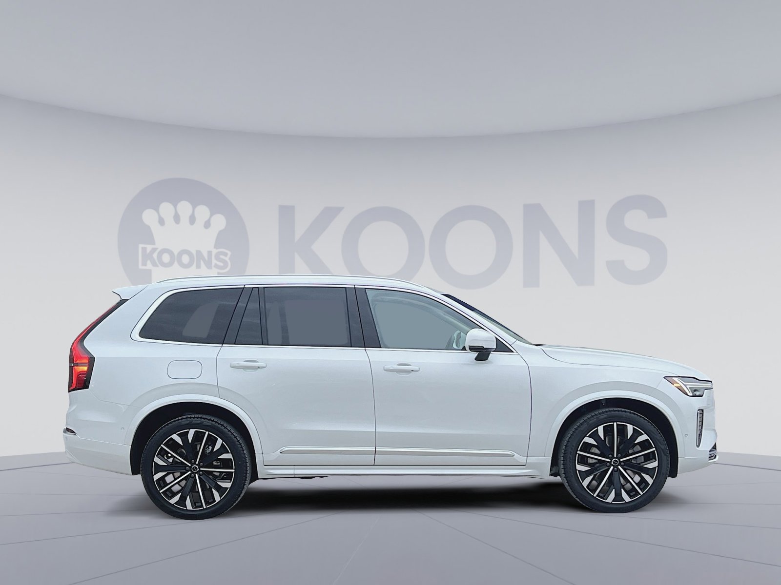 New 2026 Volvo XC90 T8 Ultra w/ Lounge Package image 8