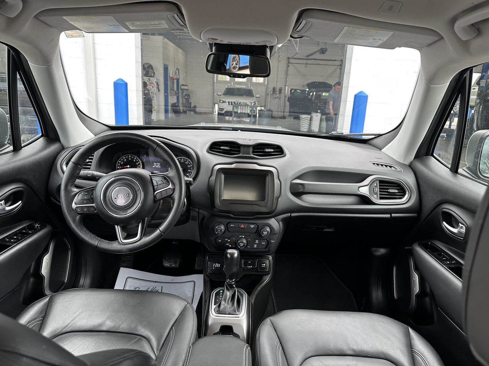 Used 2020 Jeep Renegade Limited AWD/4WD image 14