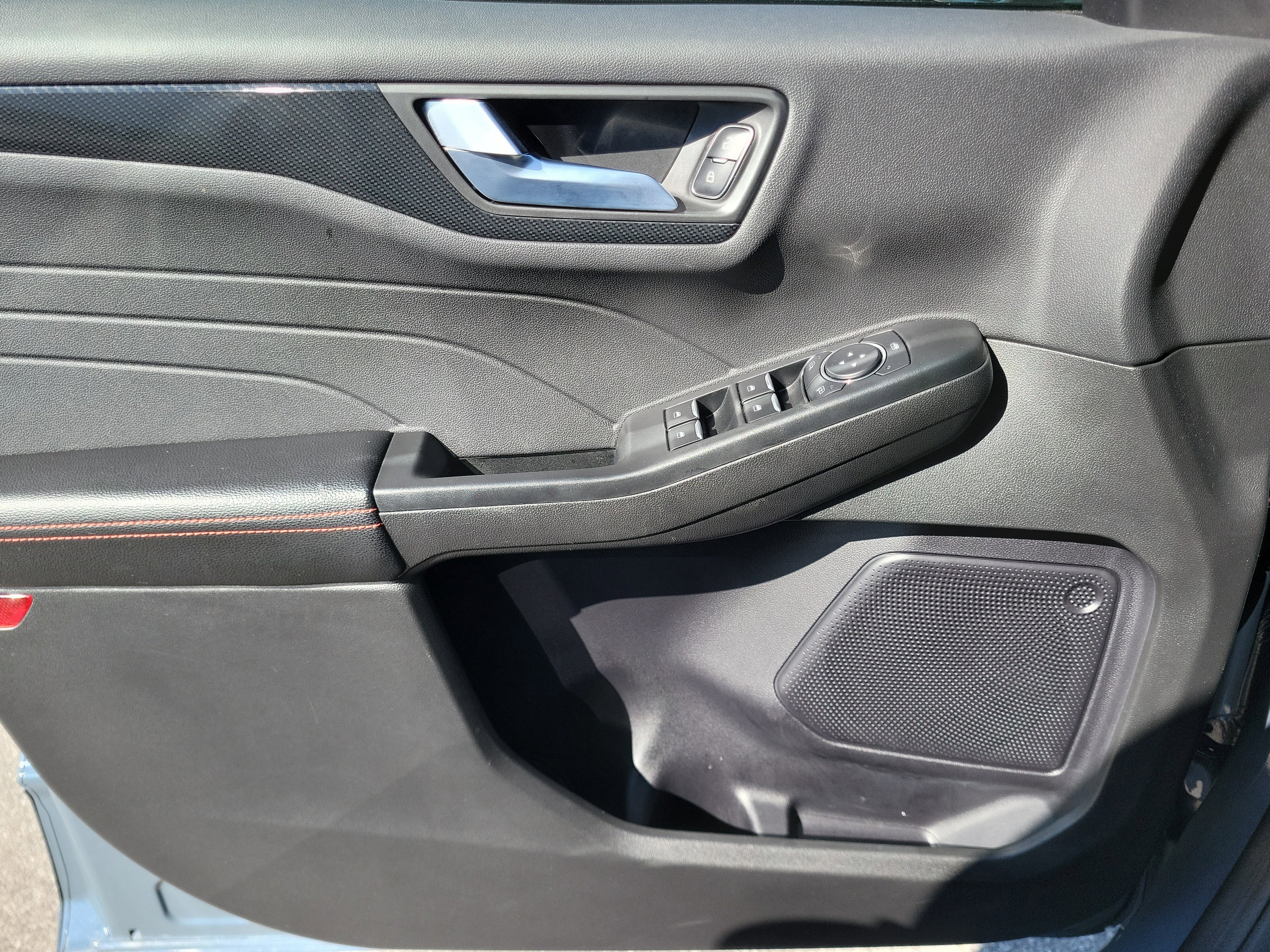 Used 2024 Ford Escape ST-Line w/ Tech Pack #1 image 24