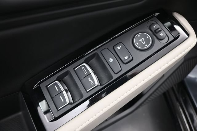 Used 2023 Honda Accord Touring image 13