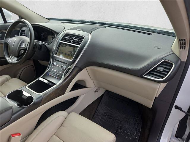 Used 2018 Lincoln MKX Reserve w/ Driver Assistance Package FWD image 29