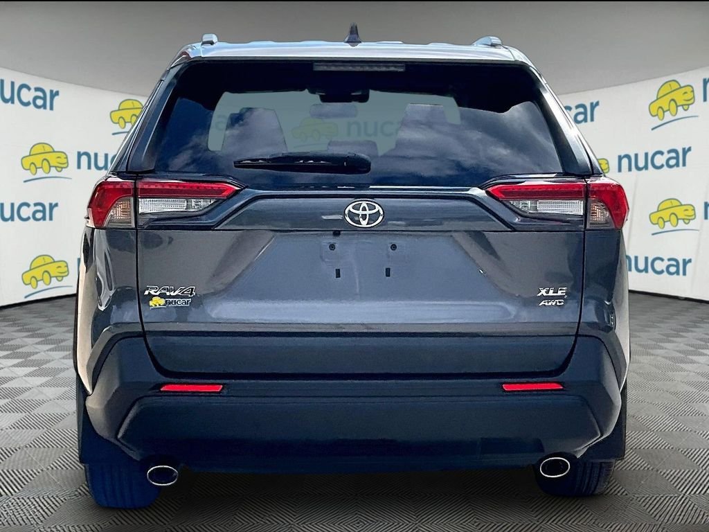 Used 2022 Toyota RAV4 XLE w/ Convenience Package AWD/4WD image 5