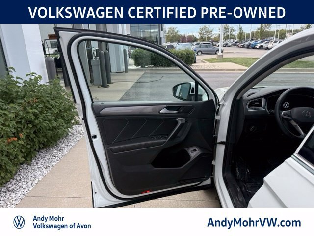 Used 2024 Volkswagen Tiguan SE FWD image 15
