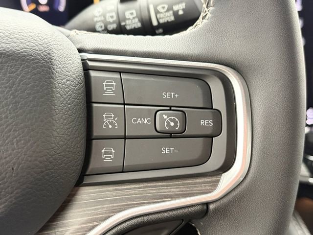 Used 2023 Jeep Wagoneer Series II w/ Premium Group I image 8