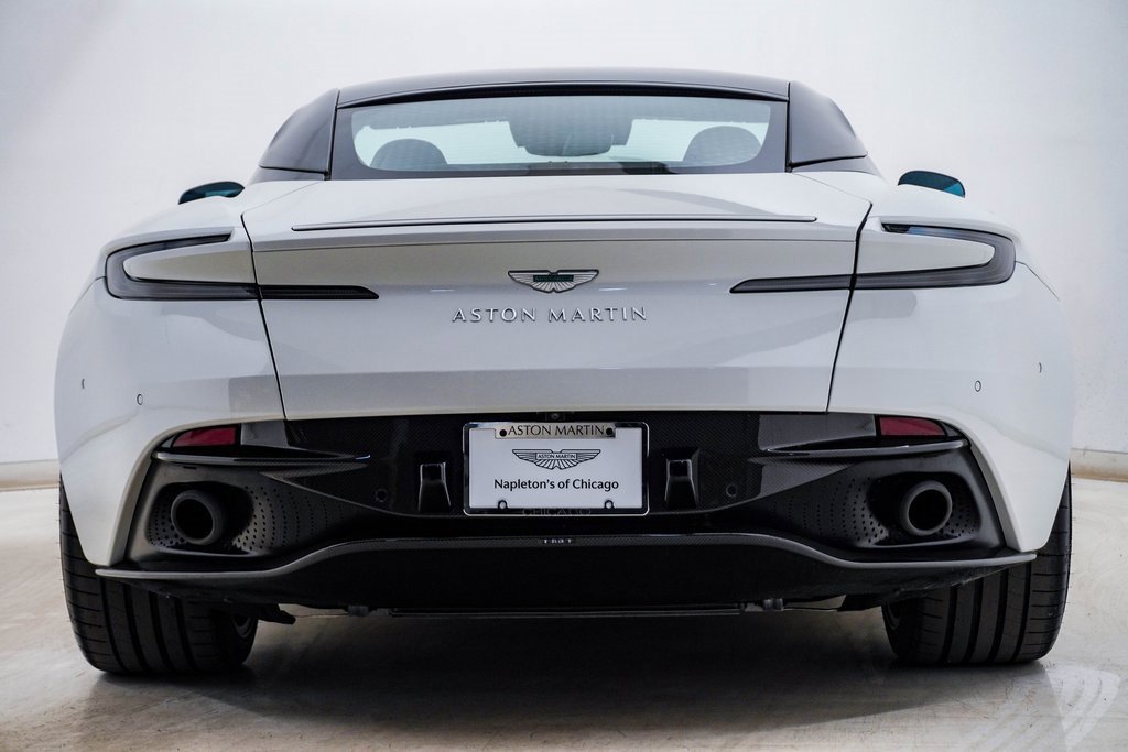 Used 2024 Aston Martin DB12 Coupe image 7
