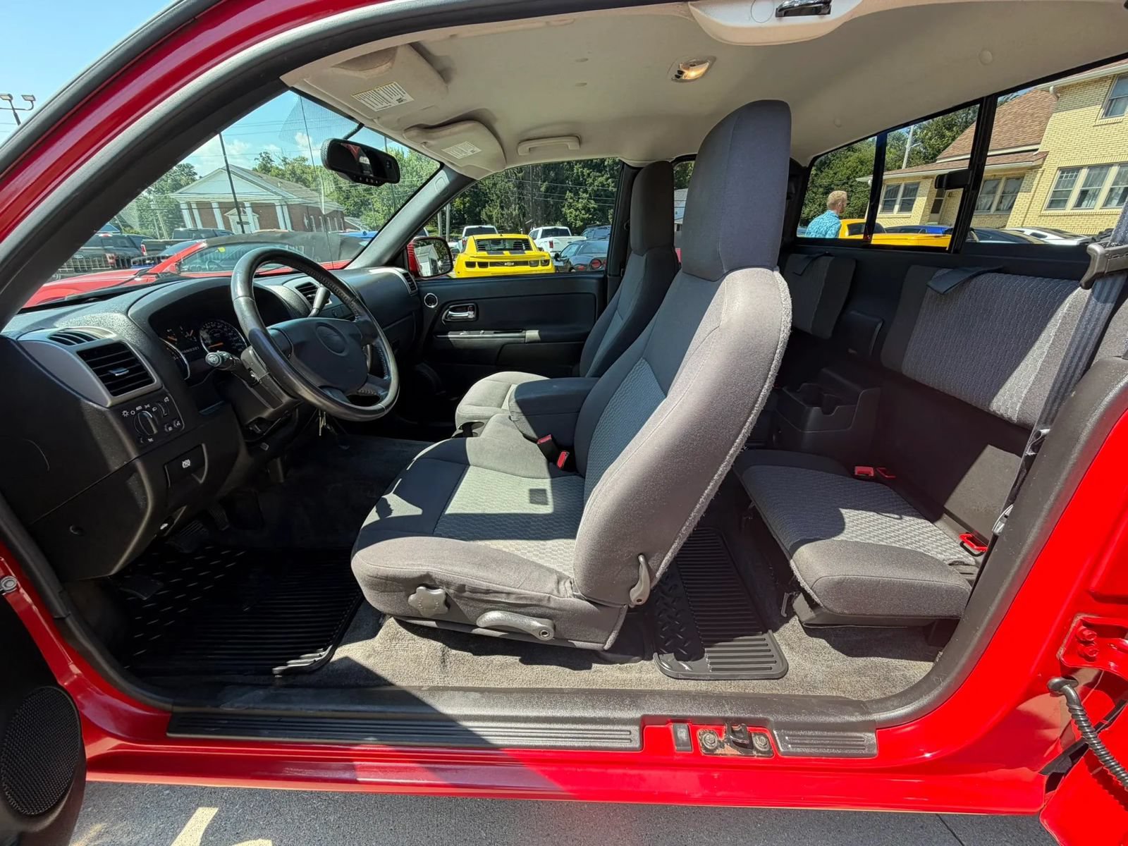 Used 2012 Chevrolet Colorado LT w/ Bodyguard Package RWD image 7