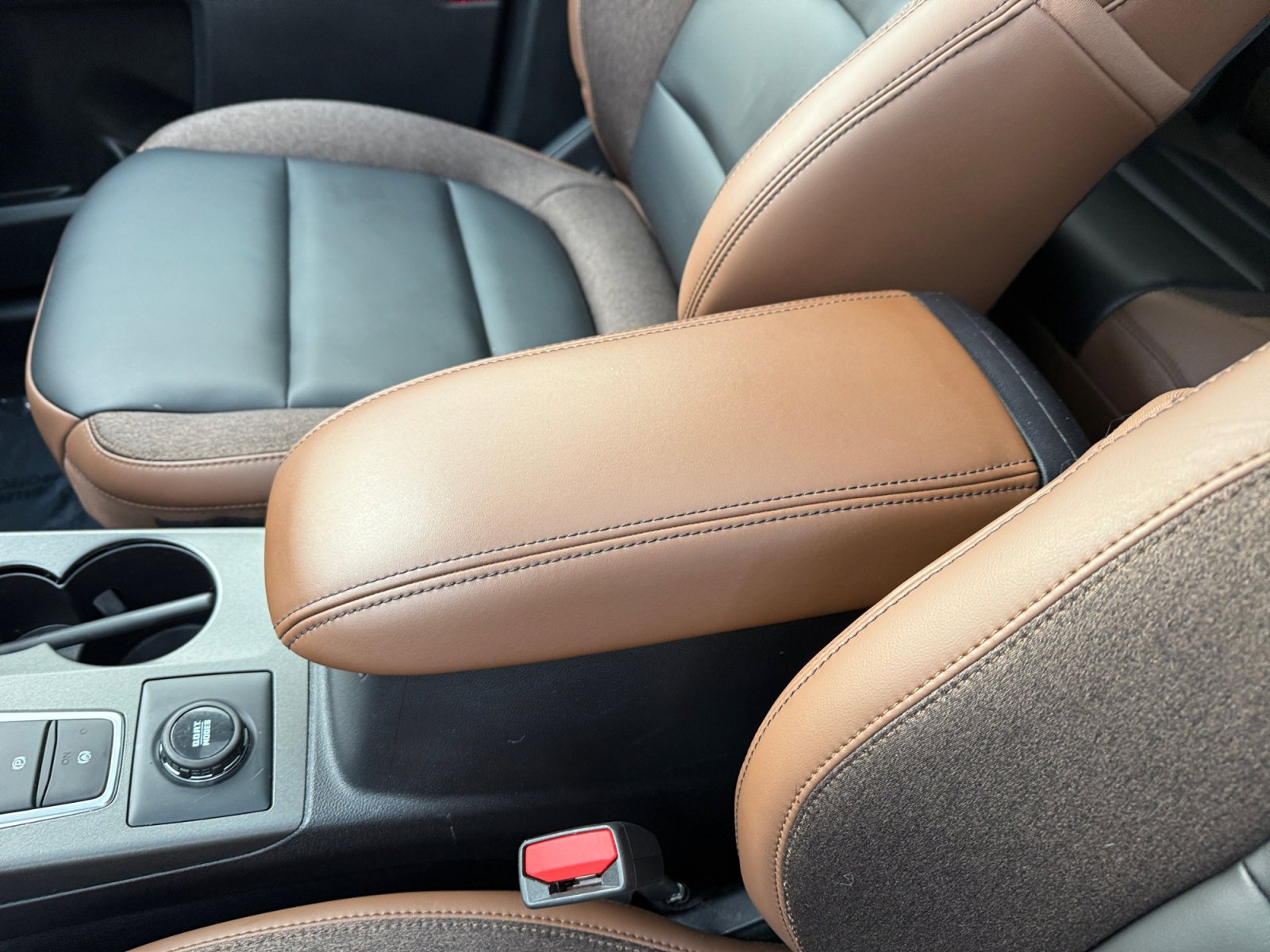 Certified 2025 Ford Bronco Sport Outer Banks w/ Outer Banks Tech Package+ image 14