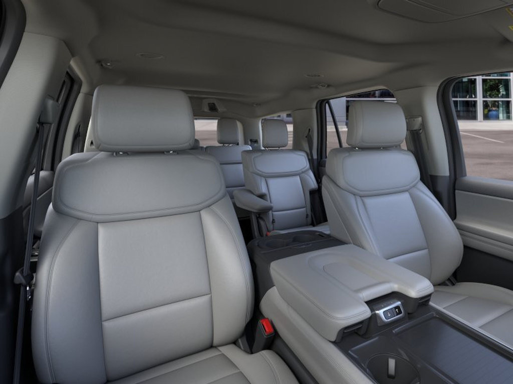 New 2026 Ford Expedition Active RWD image 10