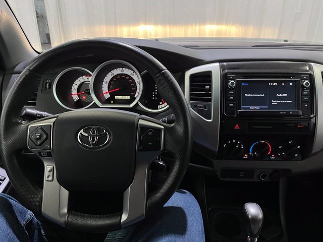 Used 2015 Toyota Tacoma PreRunner w/ TRD Off-Road Package RWD image 20