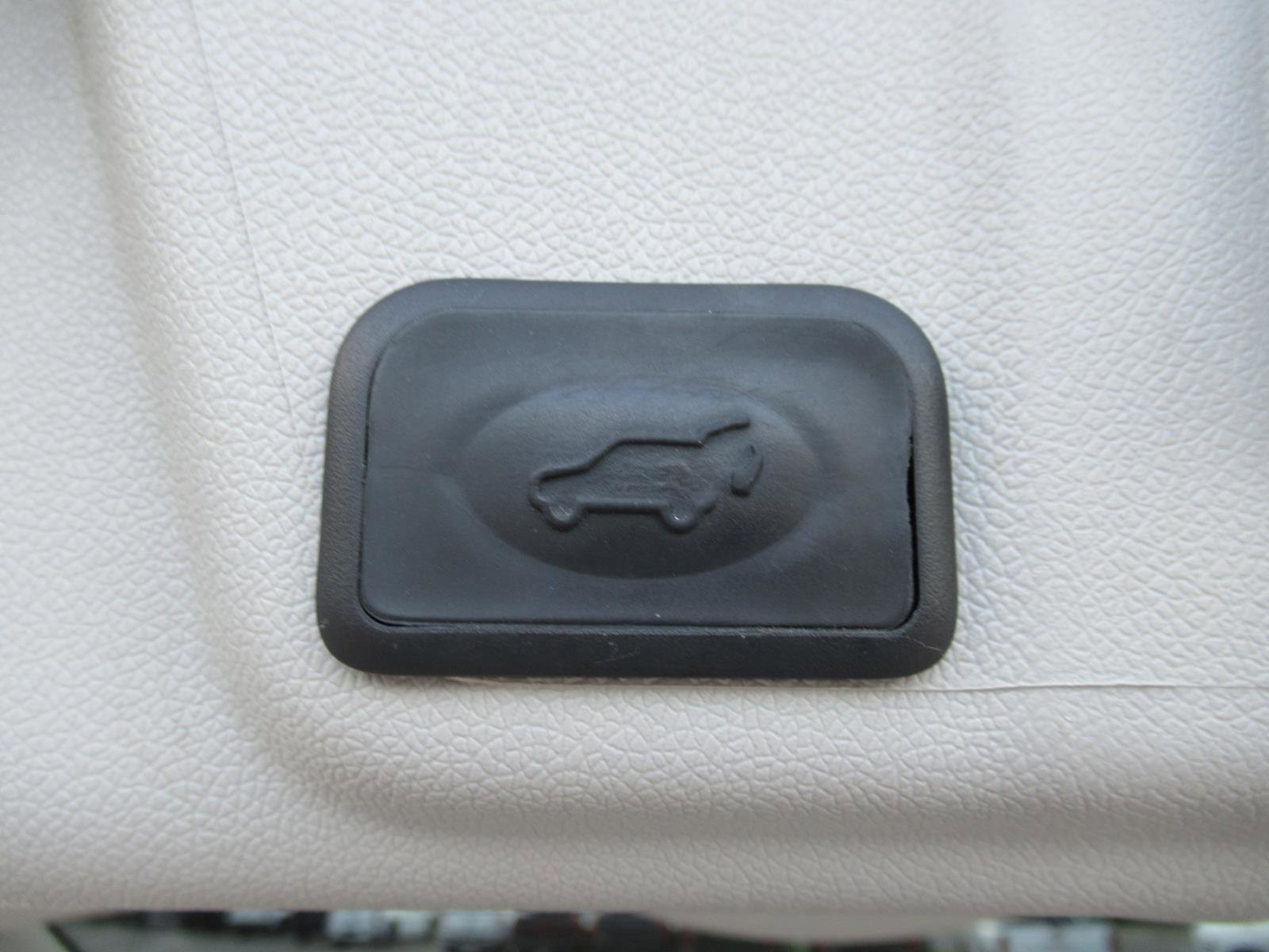 Used 2016 Buick Enclave Leather FWD image 36